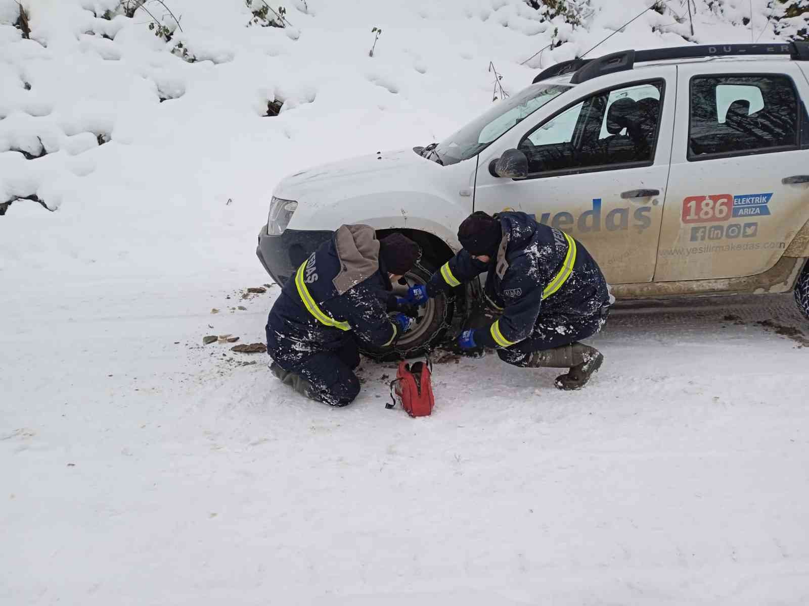 Elektrik arıza ekiplerinin ‘kar’ mücadelesi